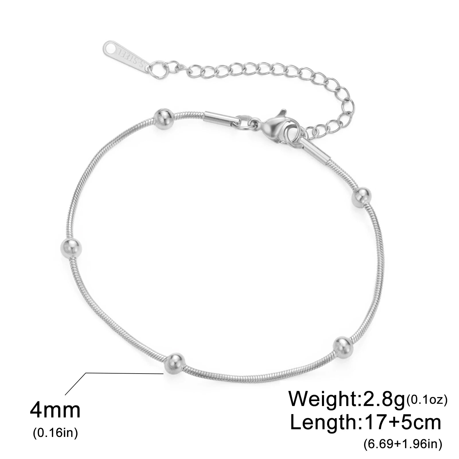 Bracelet Velora – Chaîne Dorée Twist

Bracelet moderne en acier inoxydable couleur or au design chaîne torsadée élégant. Un bijou minimaliste et tendance, parfait pour sublimer vos tenues au quotidien ou lors d’occa