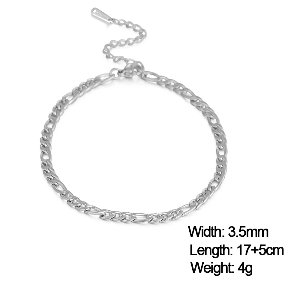 Bracelet Velora – Chaîne Dorée Twist

Bracelet moderne en acier inoxydable couleur or au design chaîne torsadée élégant. Un bijou minimaliste et tendance, parfait pour sublimer vos tenues au quotidien ou lors d’occa
